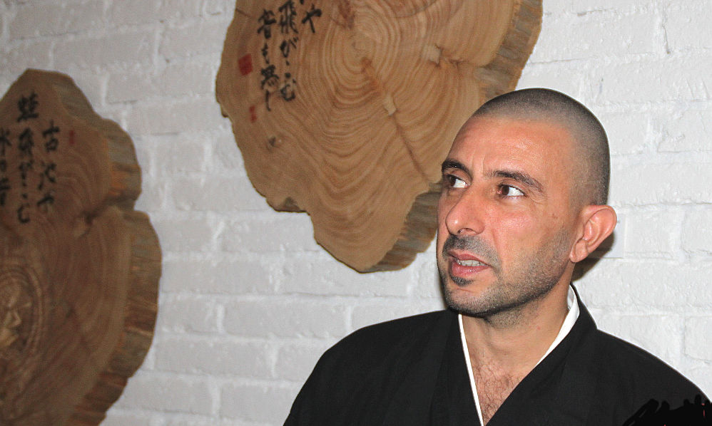 Jesús Reigosa - Sus tallas y relieves como poemas visuales