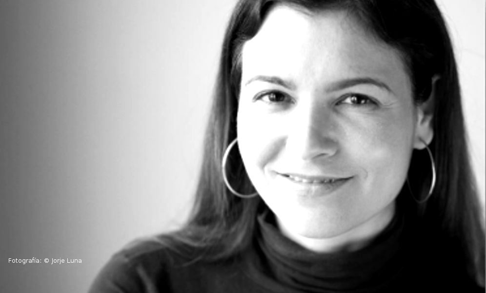 Martha Batalha - Su novela 'Un castillo en Ipanema'