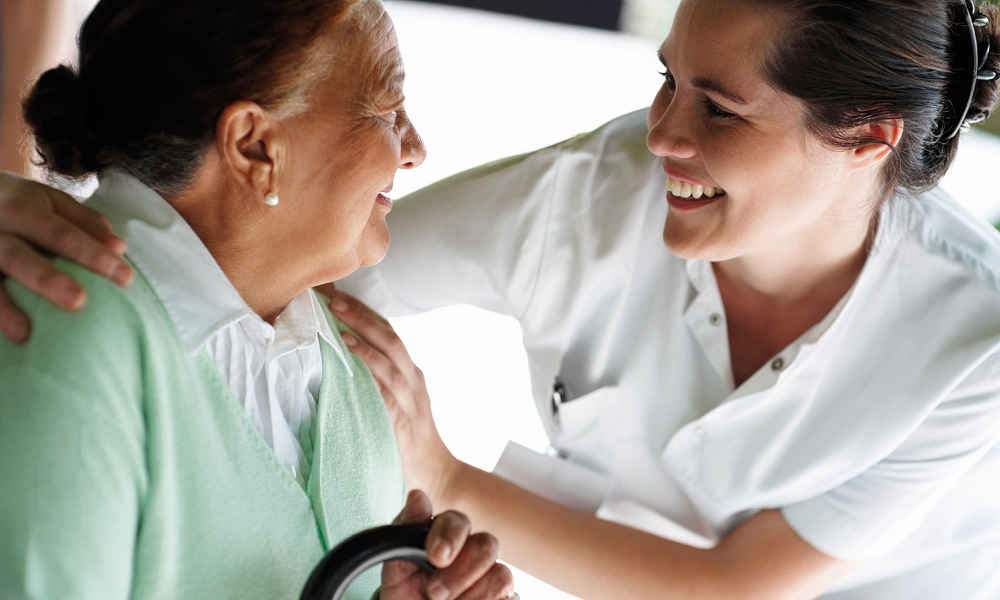 Personas mayores con enfermedad crónica - La mayoría viven solas