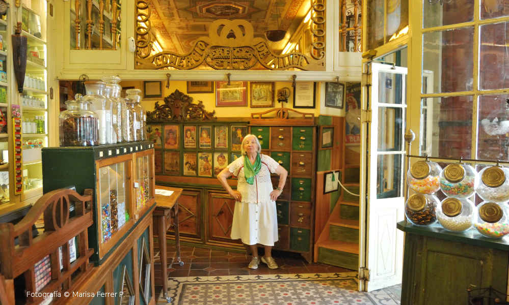 La Confianza. Ultramarinos desde 1871 - Huesca (España)